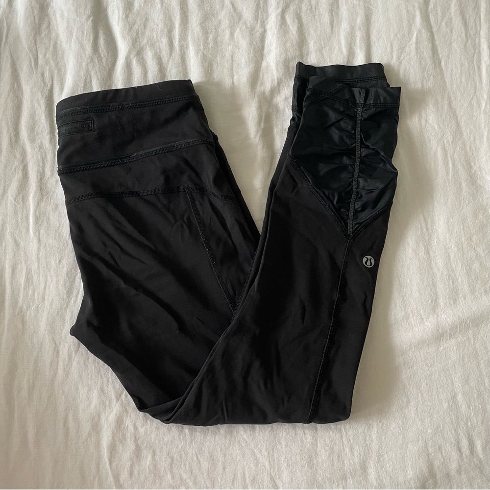 Black Lululemon leggings